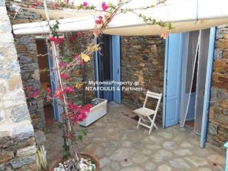 Mykonos real estate - Maisonette 104 sq.m in Choulakia