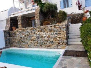 Mykonos real estate - Maisonette 104 sq.m in Choulakia