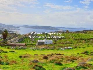 Mykonos real estate -For sale plot 4,850 sq.m in Tourlos