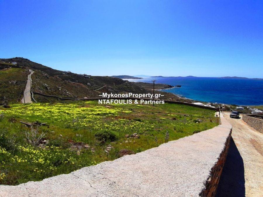 Mykonos real estate - Plot 4.200 sq.m in Choulakia