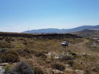 Mykonos real estate -For sale plot 4,850 sq.m in Tourlos