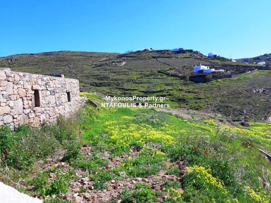 Mykonos real estate - Plot 4.200 sq.m in Choulakia