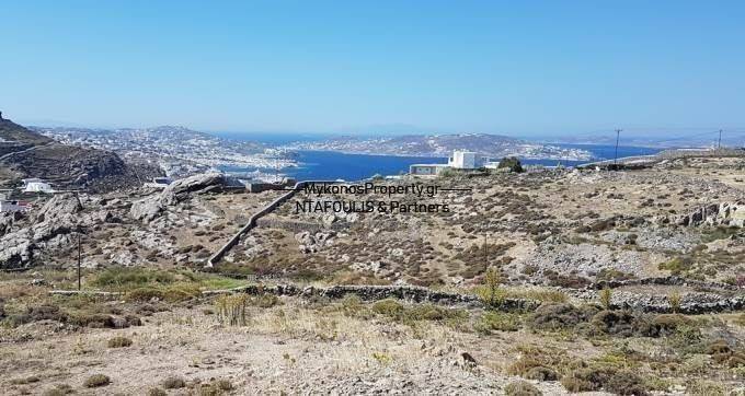 Mykonos real estate -For sale plot 4,850 sq.m in Tourlos