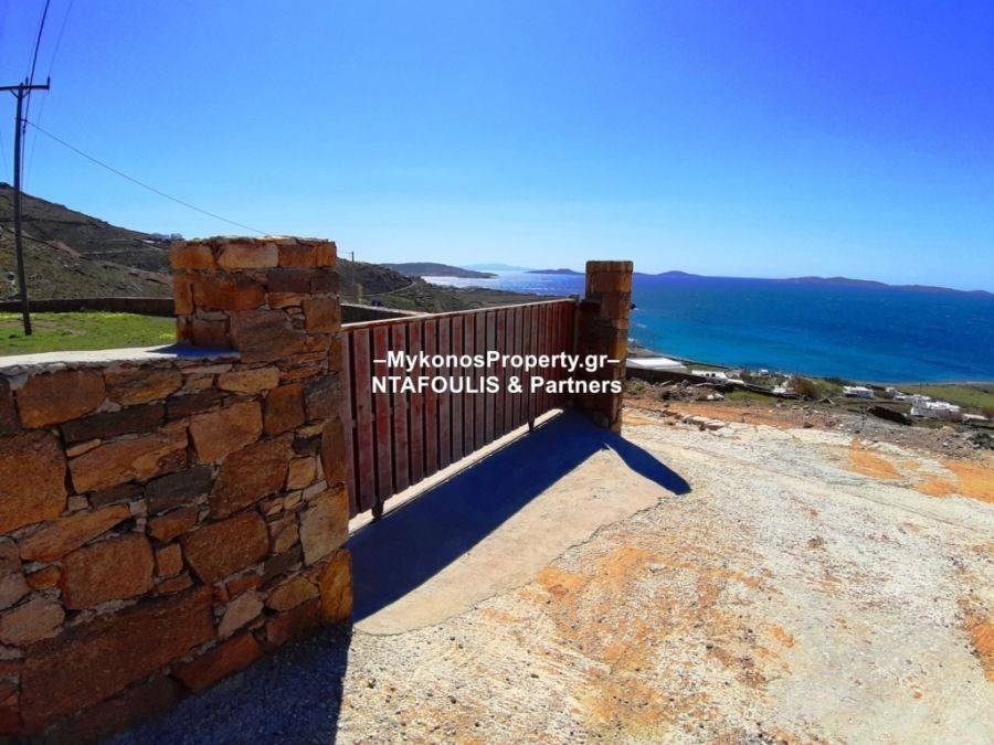 Mykonos real estate - Plot 4.200 sq.m in Choulakia