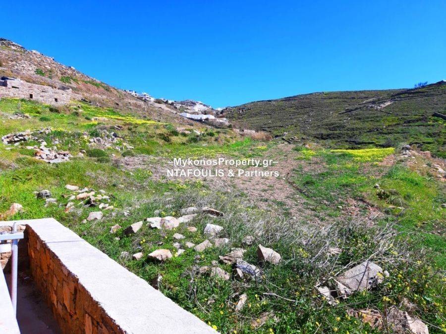 Mykonos real estate - Plot 4.200 sq.m in Choulakia