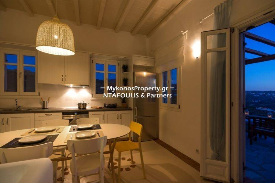 Mykonos real estate - Hotel 590 sq.m in Ftelia