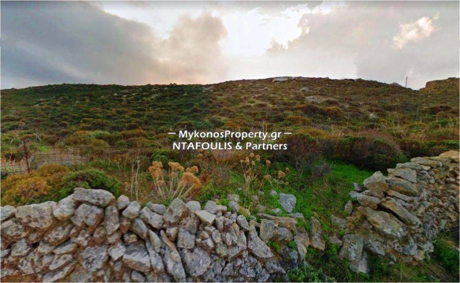 Mykonos real estate -For sale plot 5,625 sq.m in Tourlos