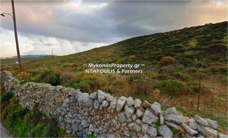 Mykonos real estate -For sale plot 5,625 sq.m in Tourlos