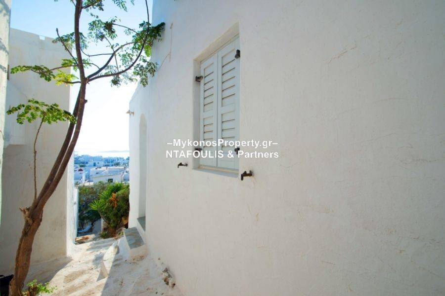 Mykonos real estate-Residence 128 sq.m in Chora