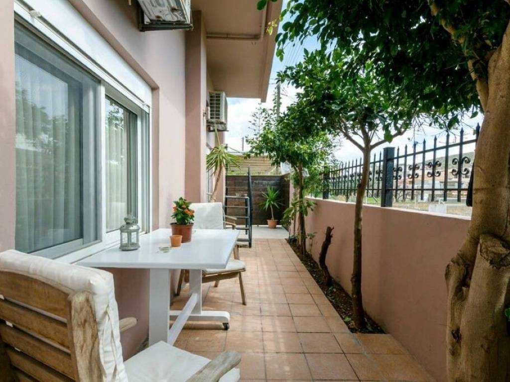 3 - Προτείνεται προς πώληση διαμέρισμα 80τμ στο Ηράκλειο Κρή.