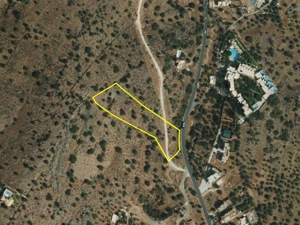 5 - Πωλείται γη έκτασης 5834 μ² στην Κρήτη.