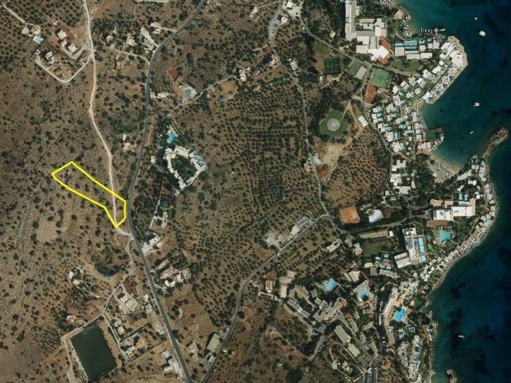 6 - Πωλείται γη έκτασης 5834 μ² στην Κρήτη.