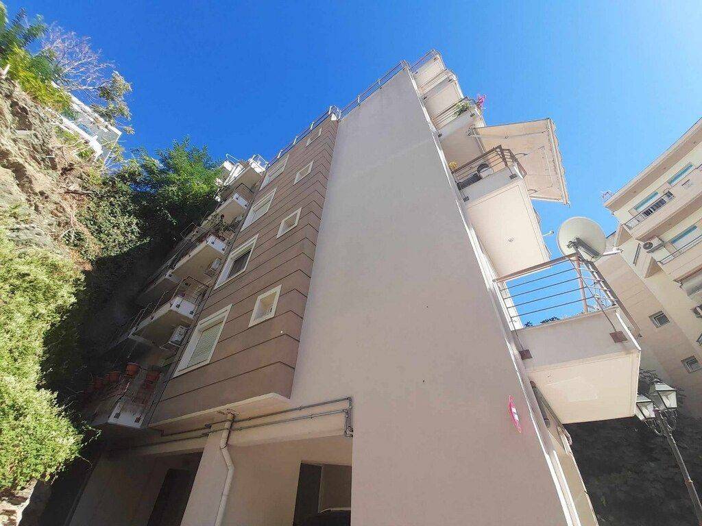 19 - Πωλείται διαμέρισμα έκτασης 90 τμ στη Θεσσαλονίκη.