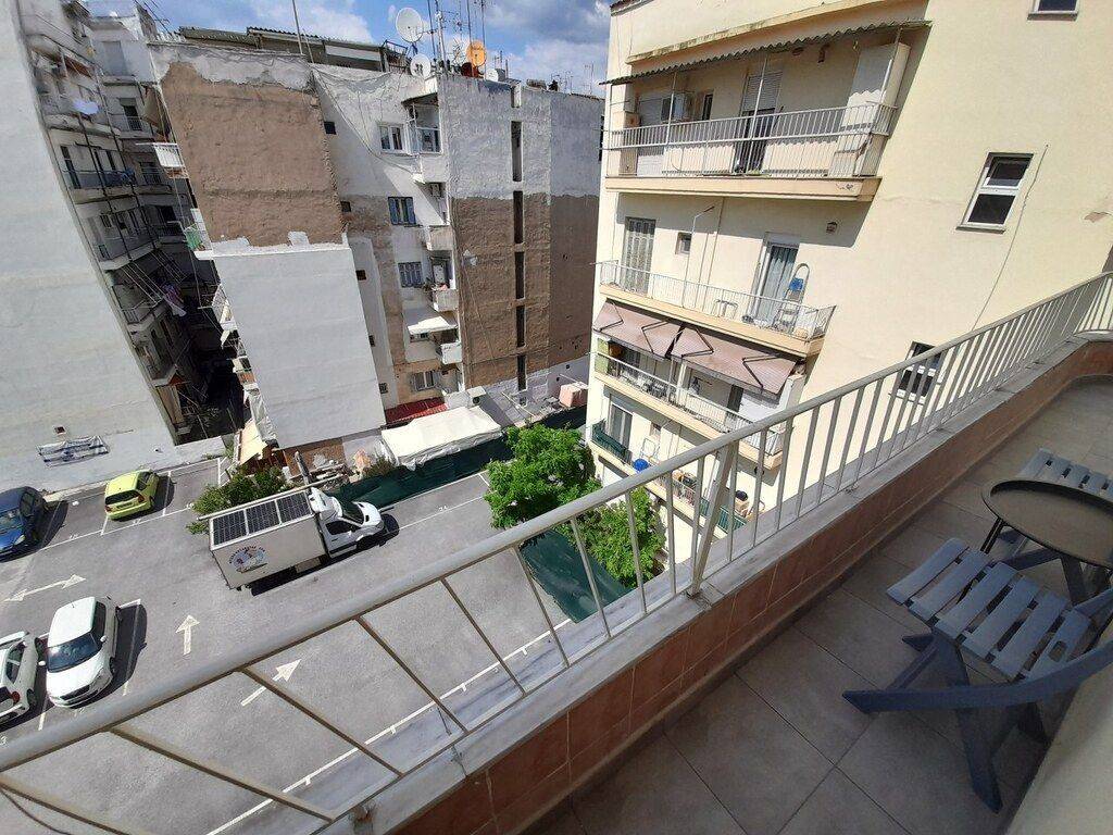 1 - Πωλείται διαμέρισμα έκτασης 40 τμ στη Θεσσαλονίκη.