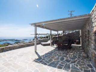 Mykonos real estate - Villa 270 sq.m near Psarou beach