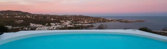 Mykonos real estate - Villa 270 sq.m near Psarou beach