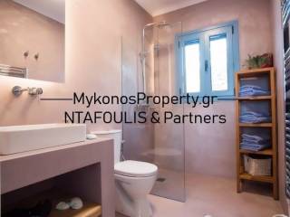 Mykonos real estate - Villa 270 sq.m near Psarou beach