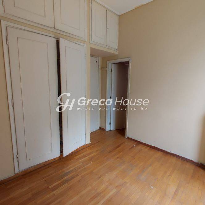 Residential Building for Sale in Athens Kallithea