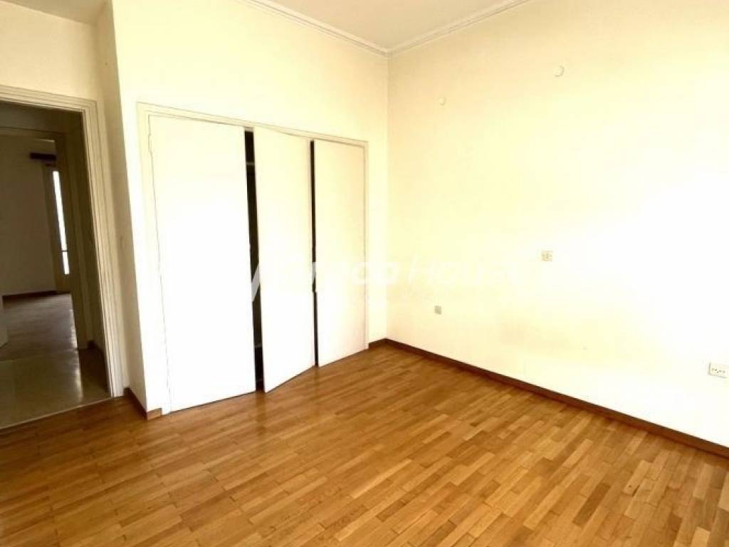 2 Bedroom Apartment for Sale in Athens Pagrati
