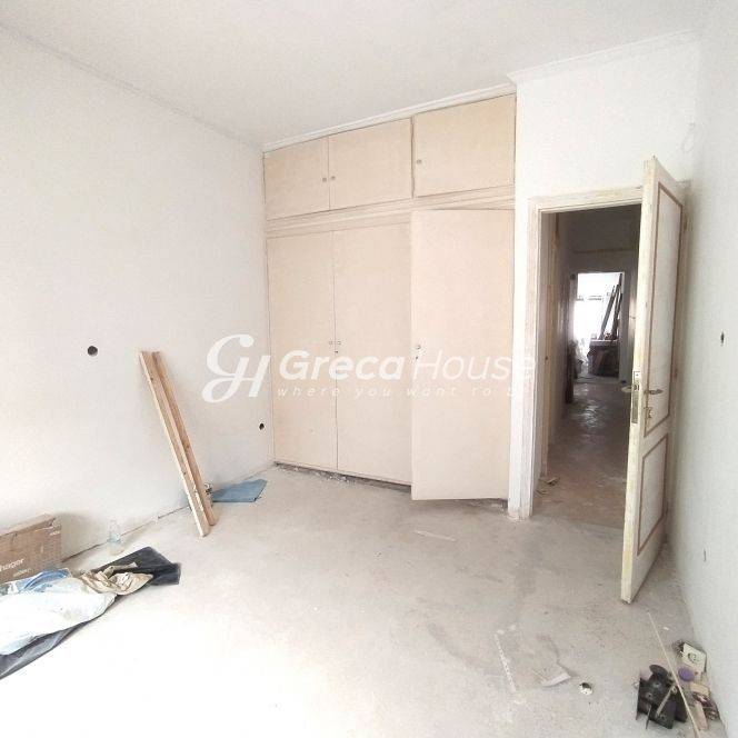 Apartment for sale in Athens Pagkrati