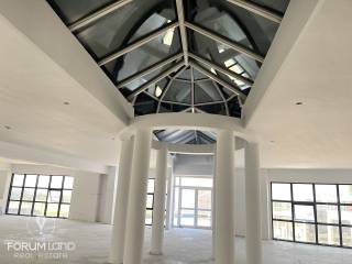 Forumland Real Estate, επαγγελματικός χώρος