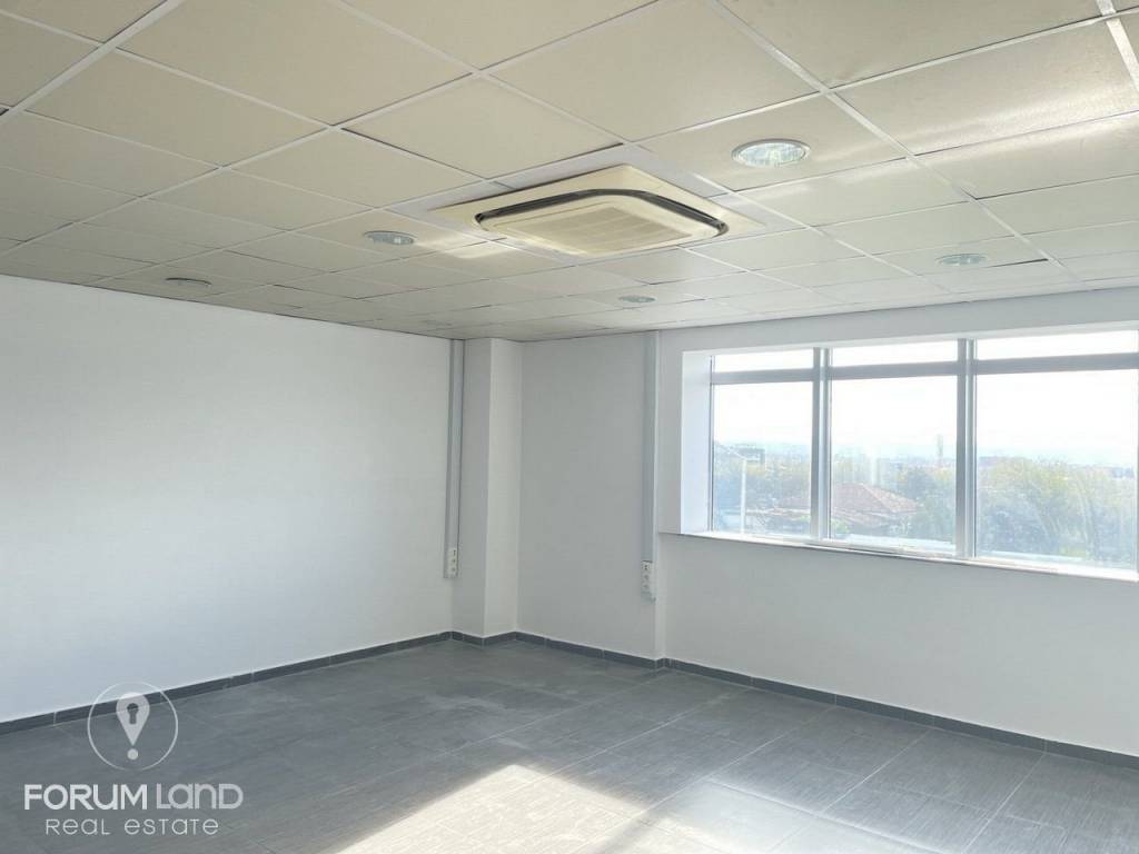 Forumland Real Estate, γραφείο 240τμ.