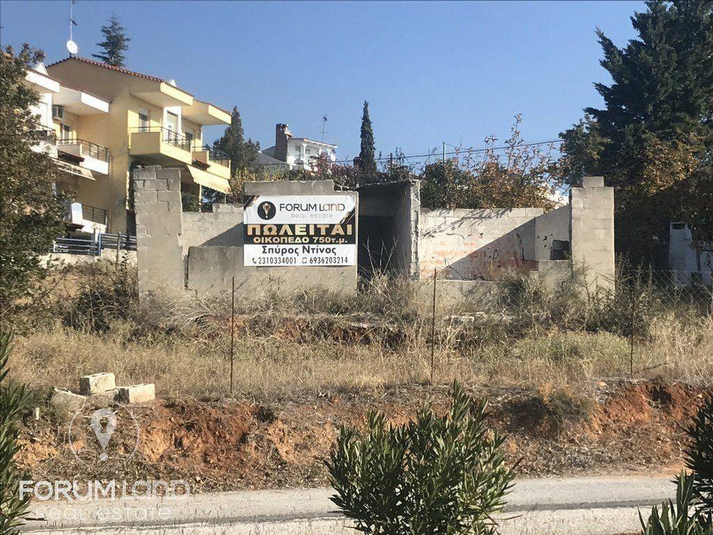 Forumland Real Estate, οικόπεδο 750τμ.