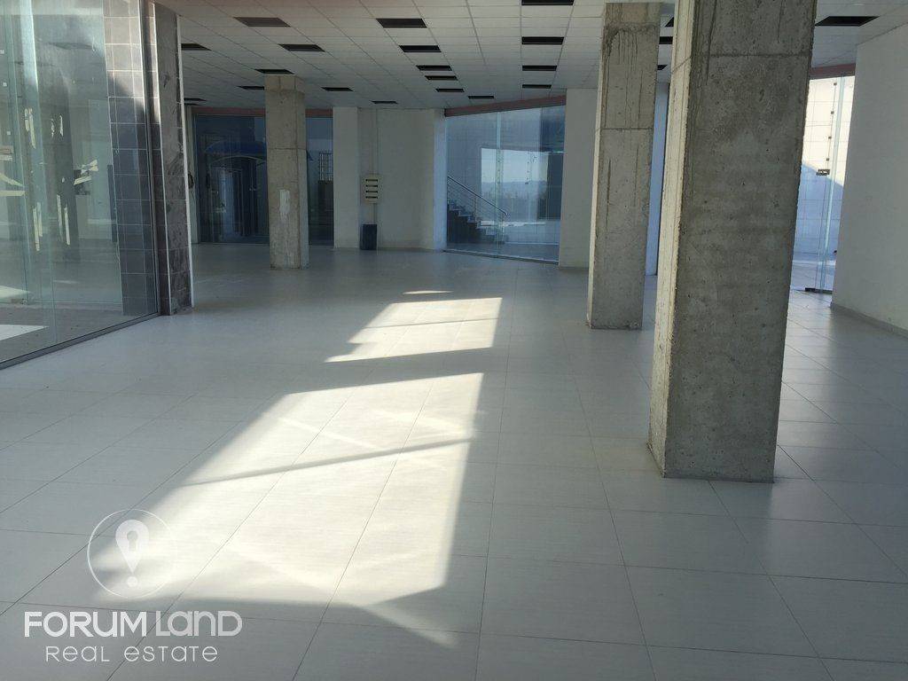 Forumland Real Estate, Πυλαία - COSMOS περιοχή προς ενοικίαση 870τ.μ. Εξαιρετικό Επαγγελματικό Κατάστημα