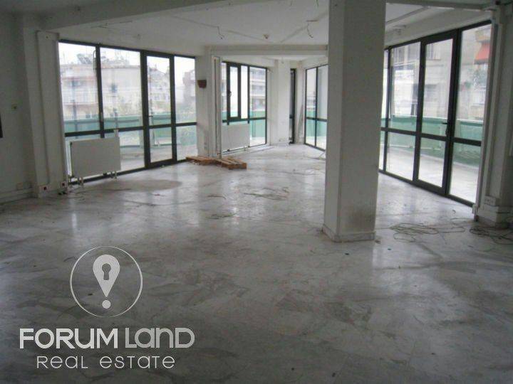 Forumland Real Estate, Επαγγελματικός χώρος