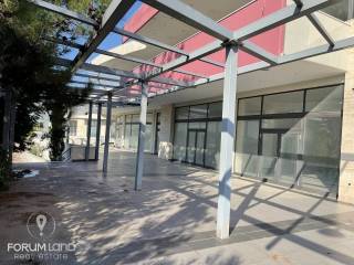 Forumland Real Estate, Επαγγελματικό κτίριο 1.750 τ.μ.
