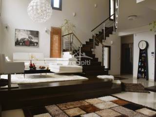 ΕΣΩΤΕΡΙΚΗ ΑΠΟΨΗ ΤΗΣ ΚΑΤΟΙΚΙΑΣ ΣΑΛΟΝΙ