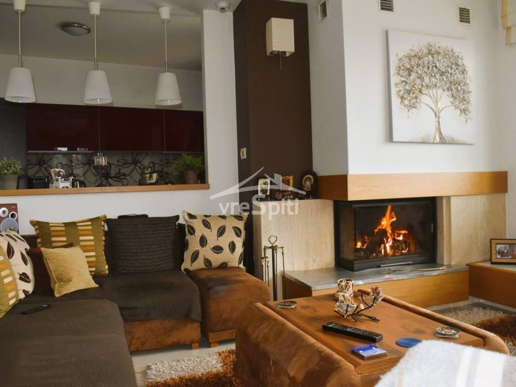 ΕΣΩΤΕΡΙΚΗ ΑΠΟΨΗ ΤΗΣ ΚΑΤΟΙΚΙΑΣ - 2ο ΚΑΘΙΣΤΙΚΟ ΜΕ ΤΟ ΤΖΑΚΙ