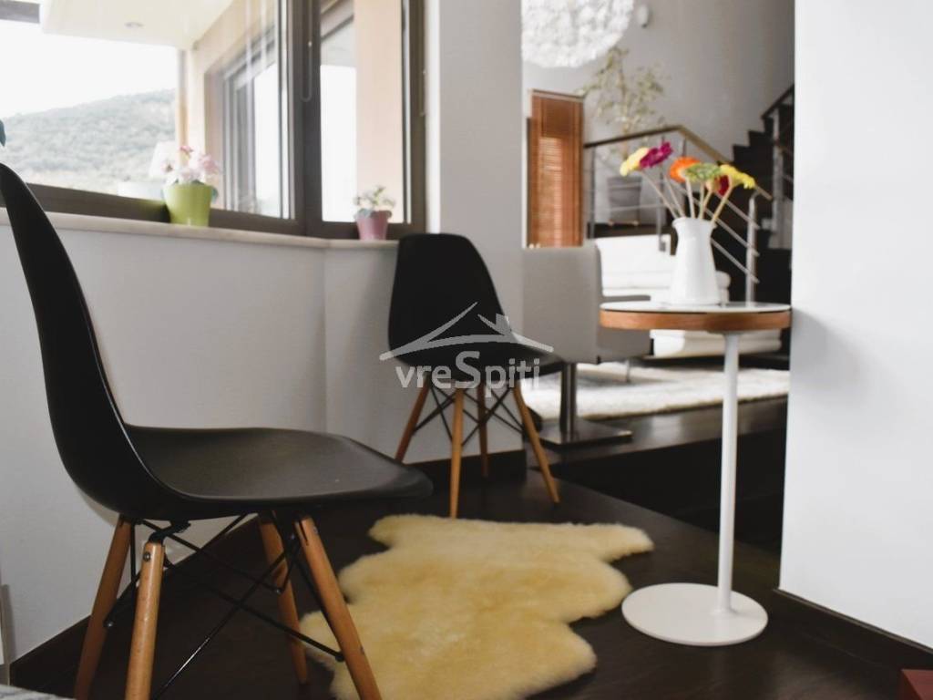 ΕΣΩΤΕΡΙΚΗ ΑΠΟΨΗ ΤΗΣ ΚΑΤΟΙΚΙΑΣ