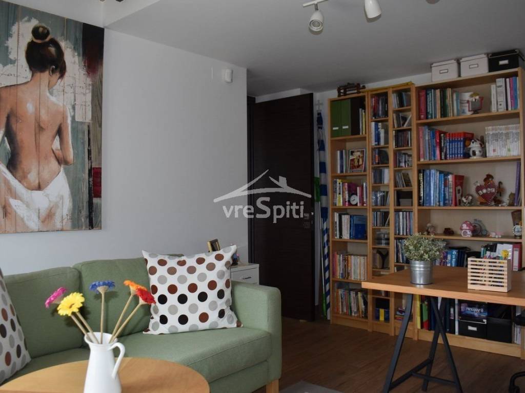 2ο ΥΠΝΟΔΩΜΑΤΙΟ ΜΕ ΔΙΚΟ ΤΟΥ ΓΡΑΦΕΙΟ