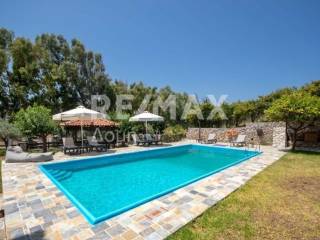 Χώρος πισίνας