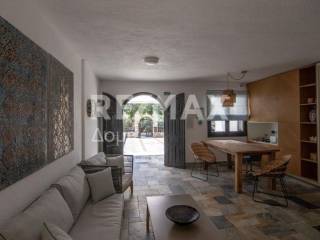 Είσοδος - Reception