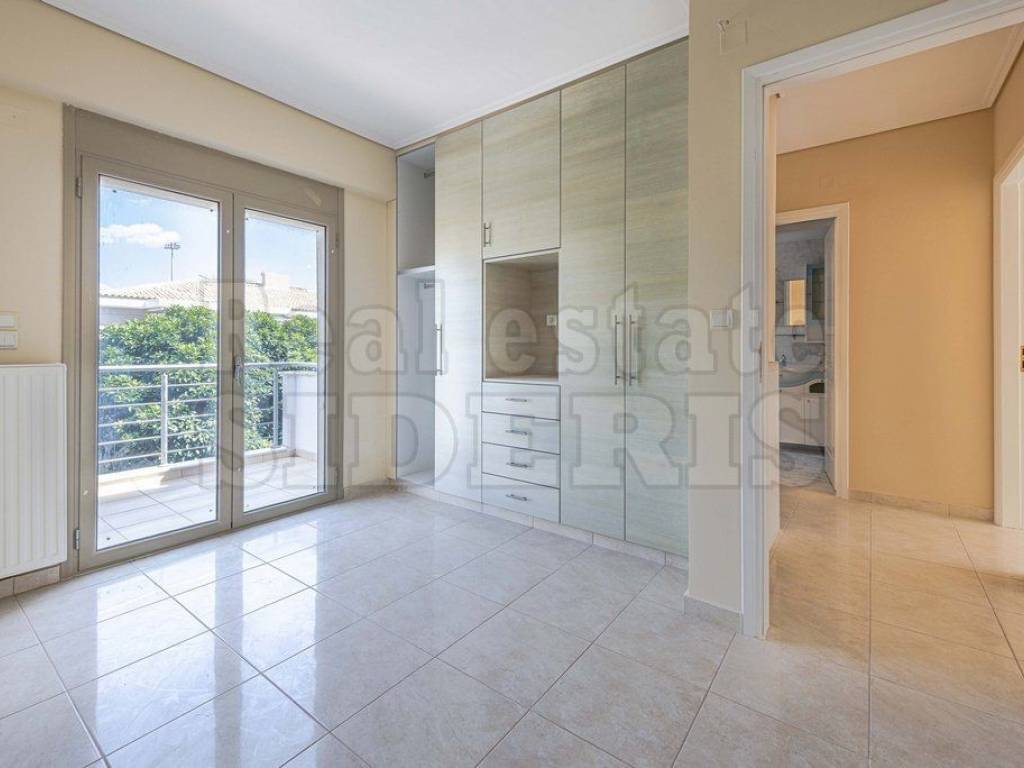 υπνοδωμάτιο 2