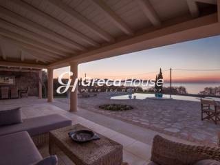 Villa for sale in Peloponnese