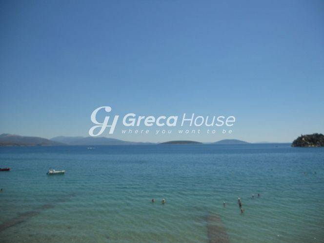 Sea  front plot for Sale in Loutraki