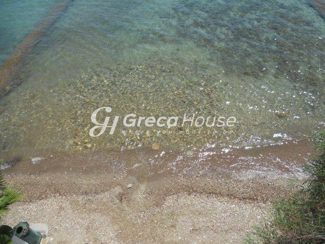 Two Detached Houses on the Sea for Sale in Loutraki.