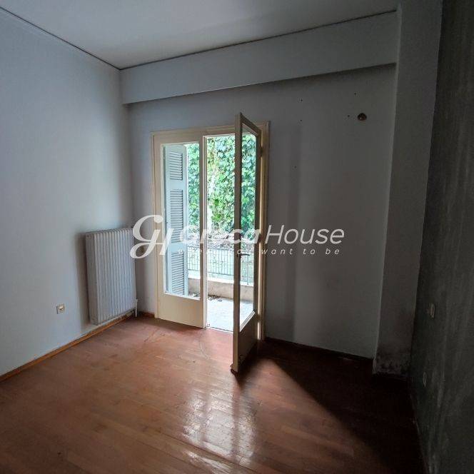 6 Level Residential Building for Sale in Kypseli