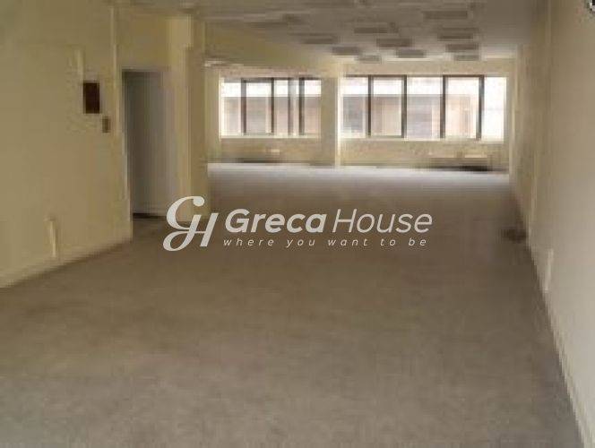 Building FOR RENT in Exarchia