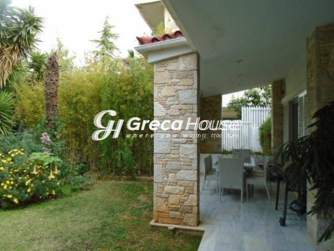 Detached house for sale in Glifada