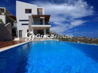 Villa for sale in Crete