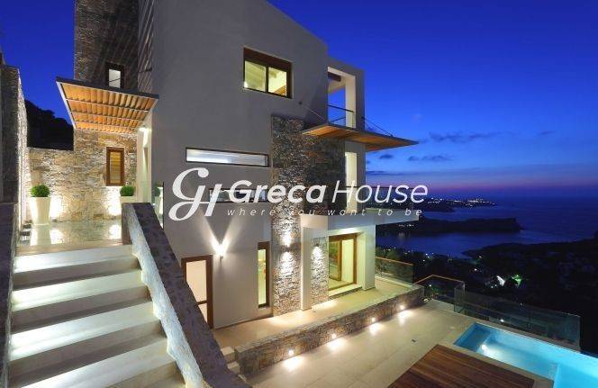 Villa for sale in Crete