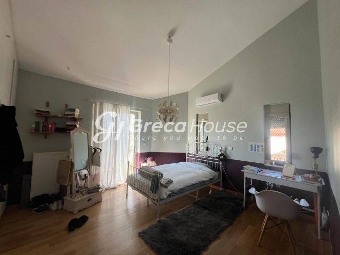 Minimal floor apartment for sale in Kifissia