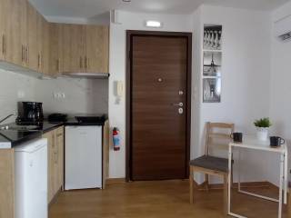 ΕΙΣΟΔΟΣ-ΚΟΥΖΙΝΑ