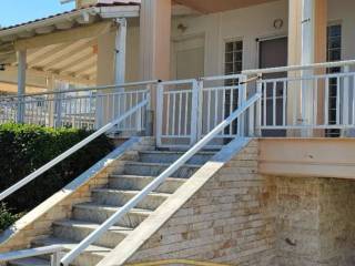 Είσοδος οικίας.