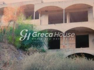 Unfinished hotel for sale in Kyllini