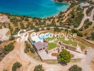 Villa with sea view for sale in Porto Heli
